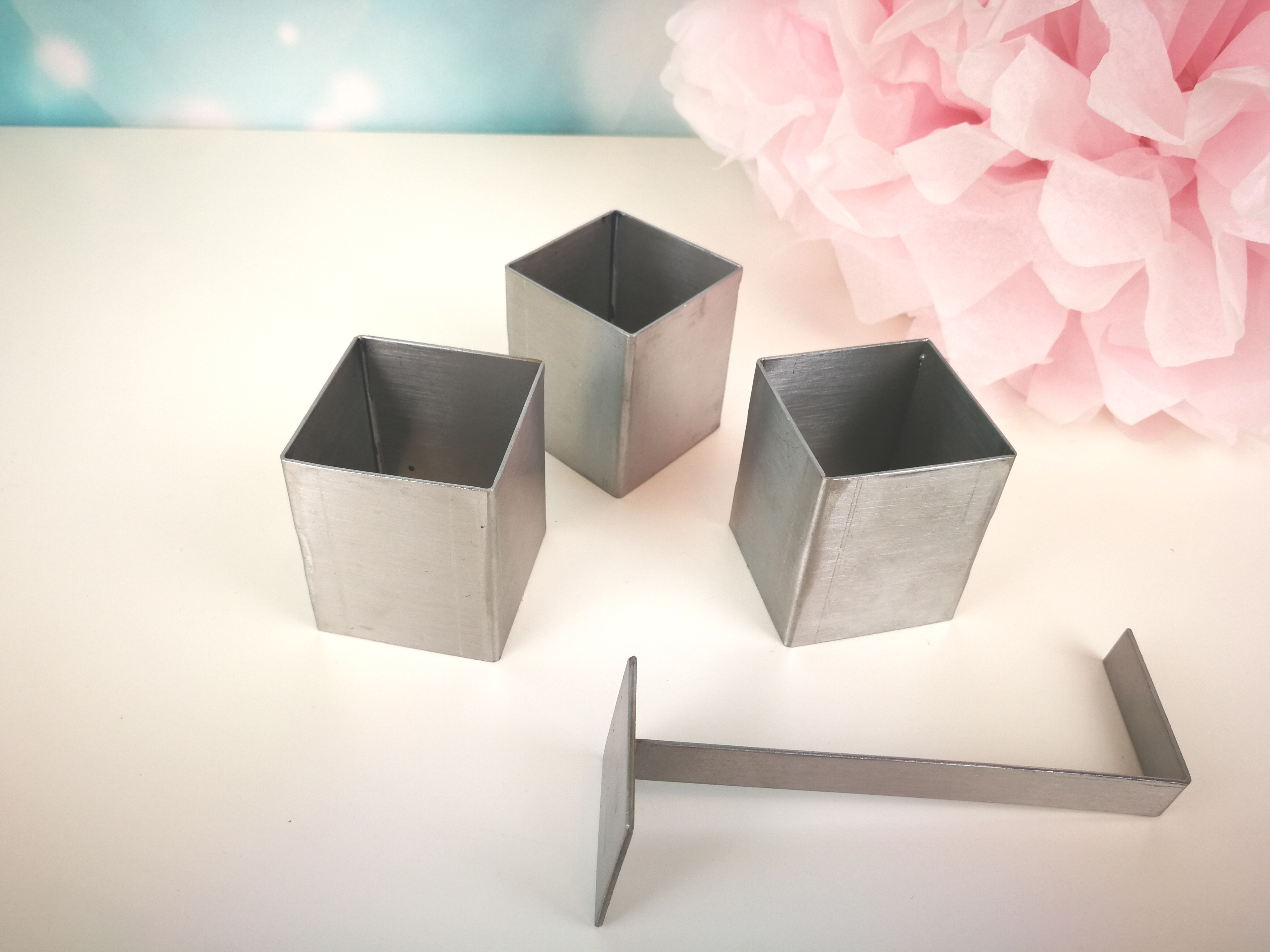 Punschkrapfen & Petit-Four Formen eckig mit Stößel – Präzise Formen für Gebäck